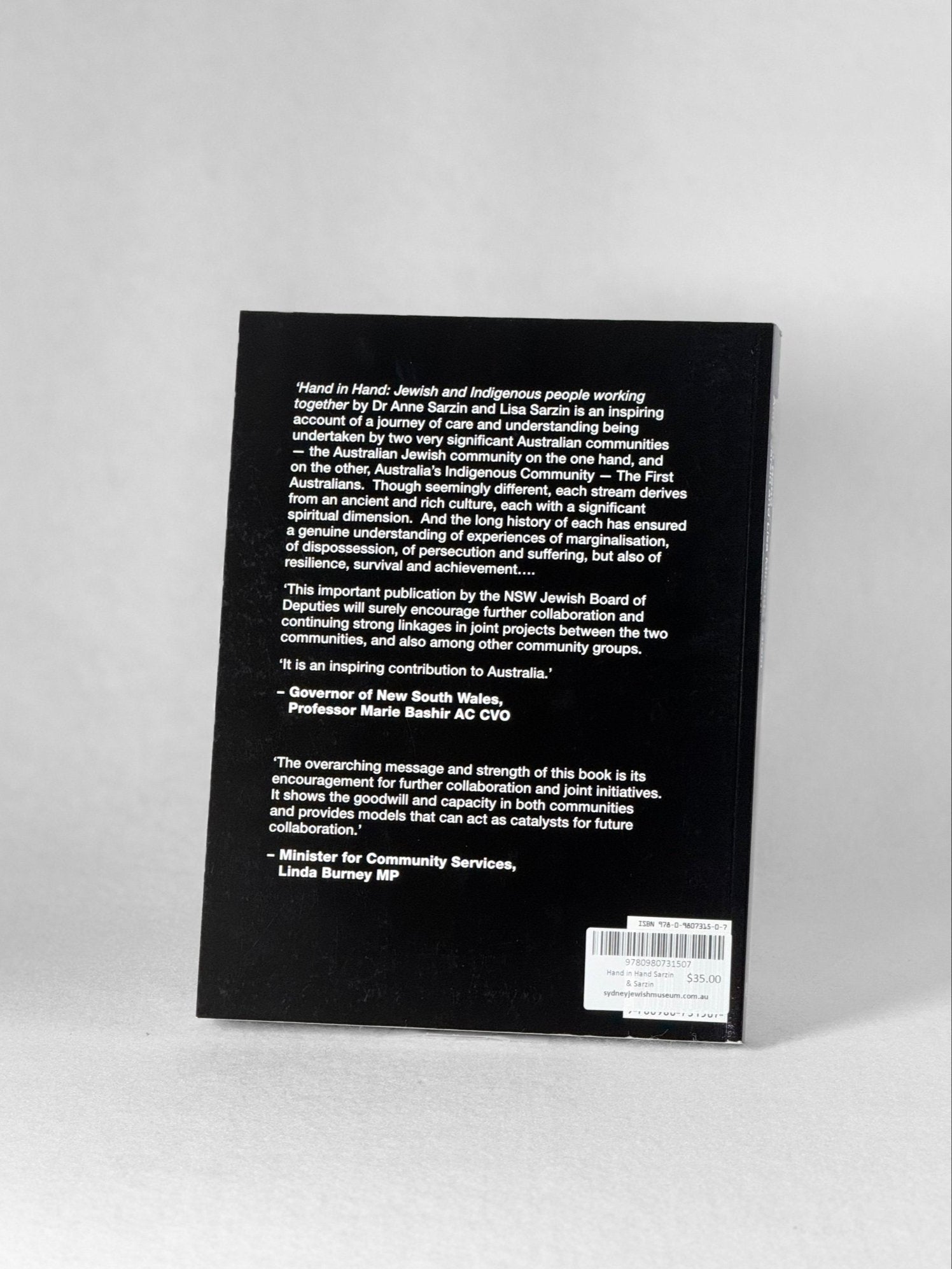 Hand in Hand - Jewish & Indigenous People Working Together - Sarzin