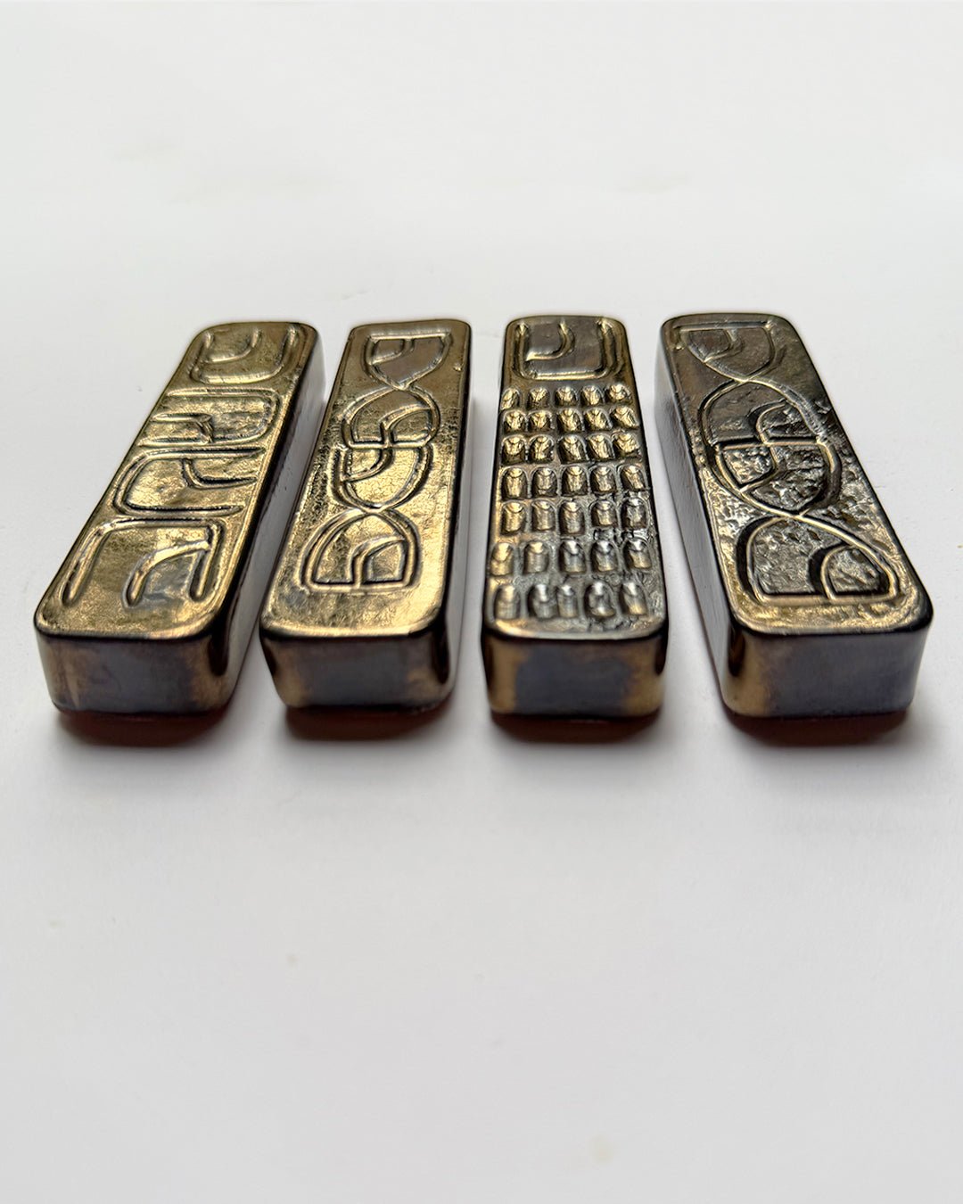 Mezuzah - Gold, Shin Tzaf- Ruth Shteinman