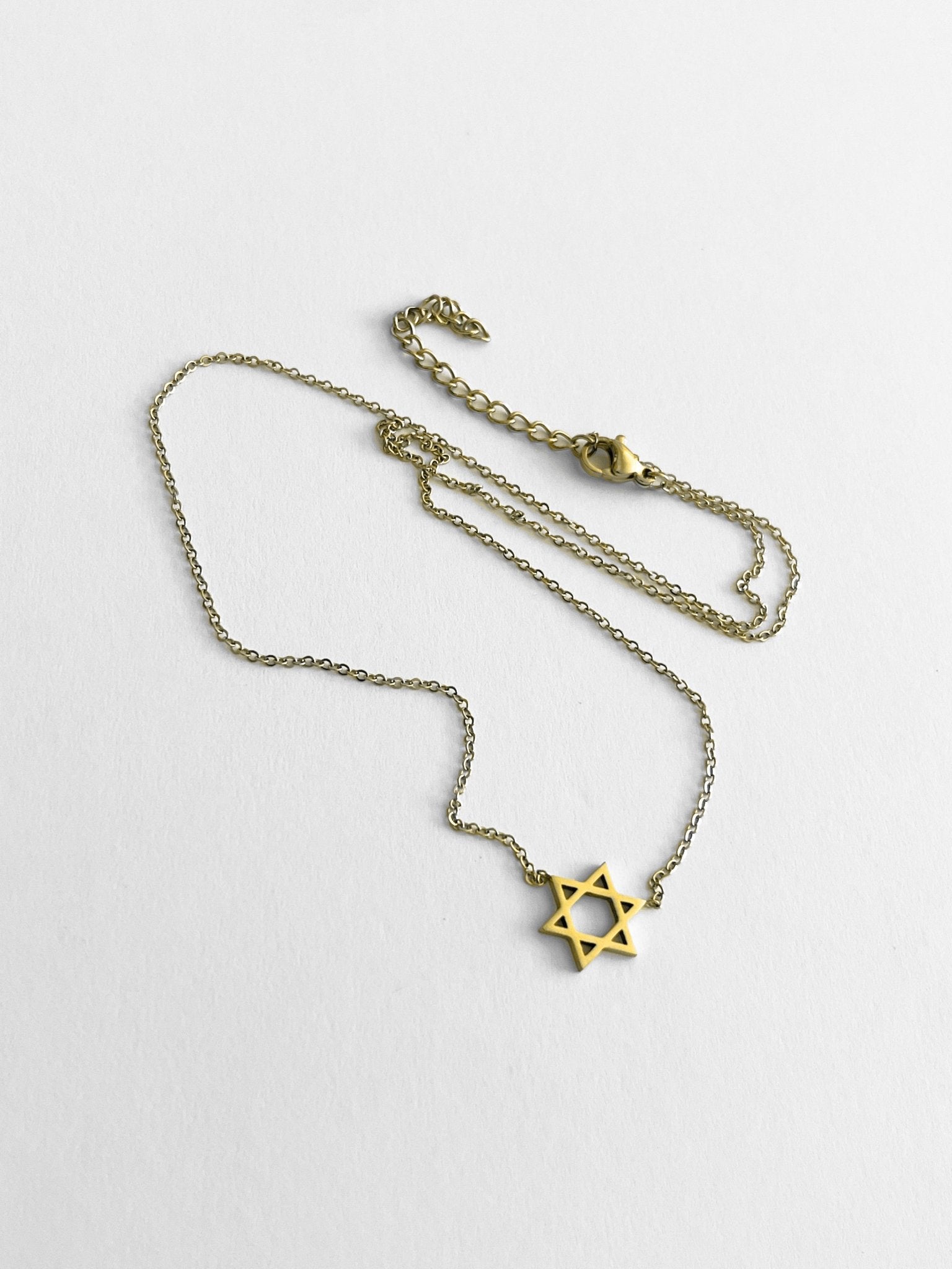 Necklace - Classic Magen David - Yellow Gold