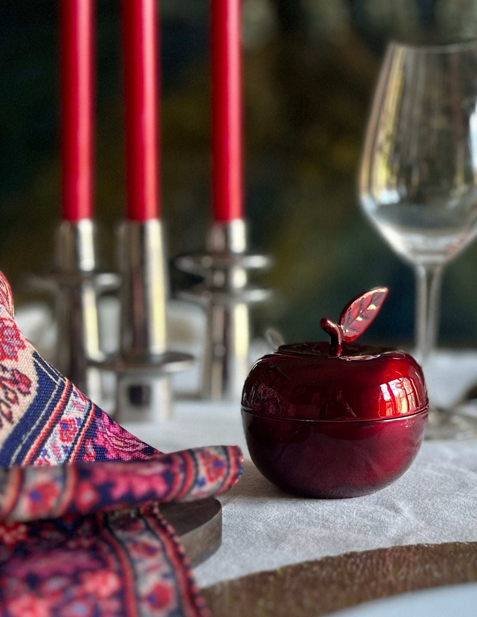 Honey Pot - Red Apple