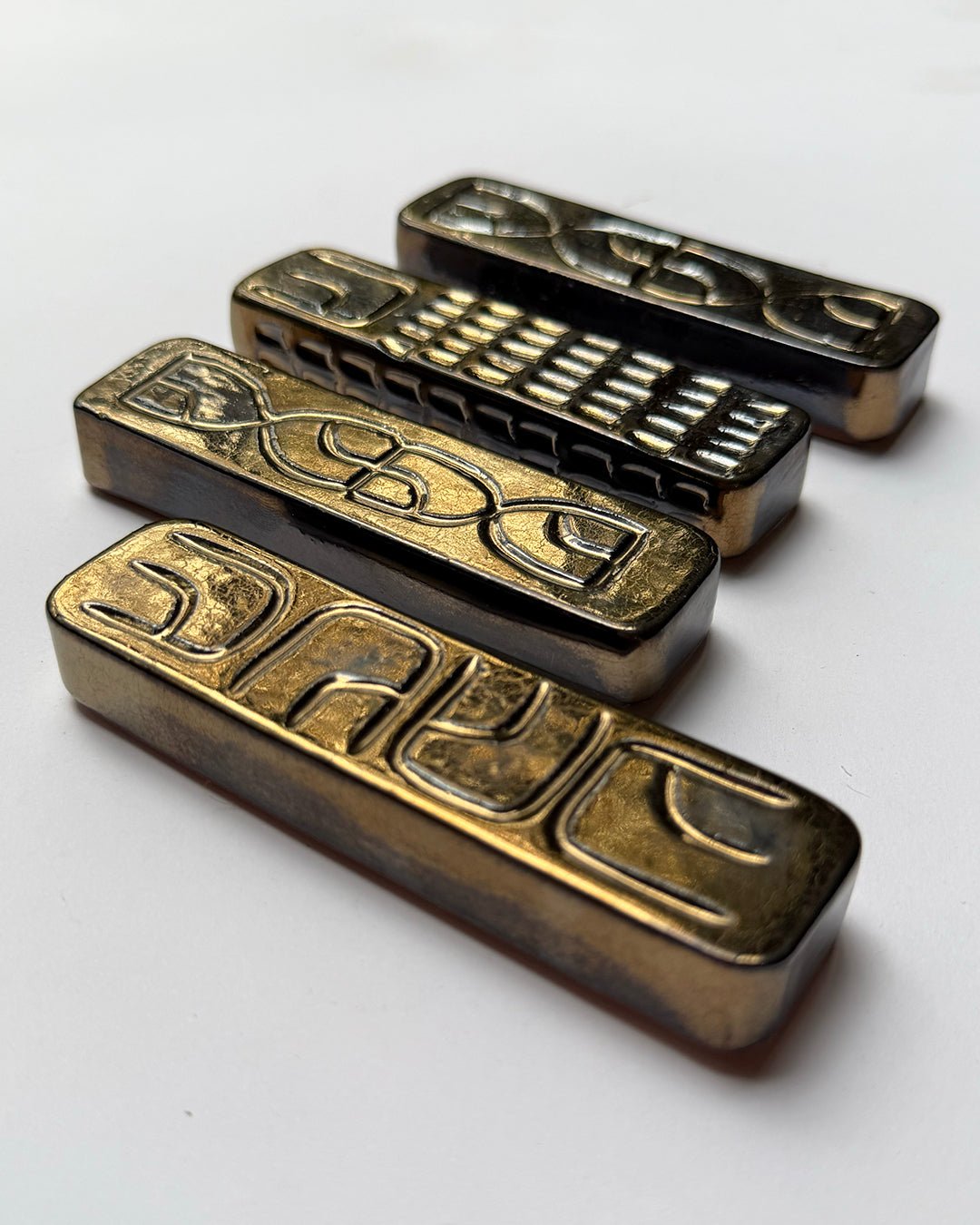 Mezuzah - Gold, Shin Tzaf- Ruth Shteinman