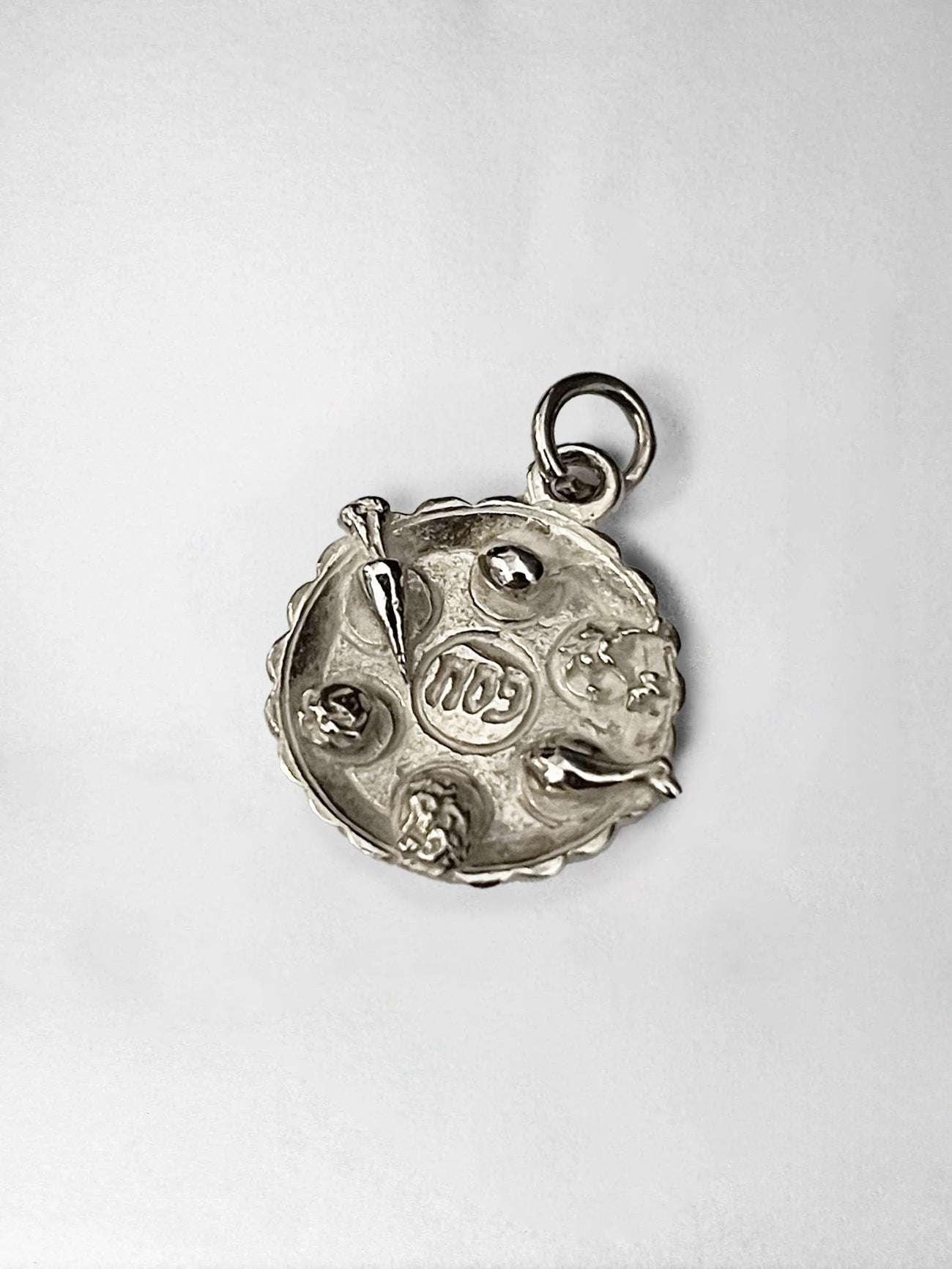 Pendant / Charm - Seder Plate